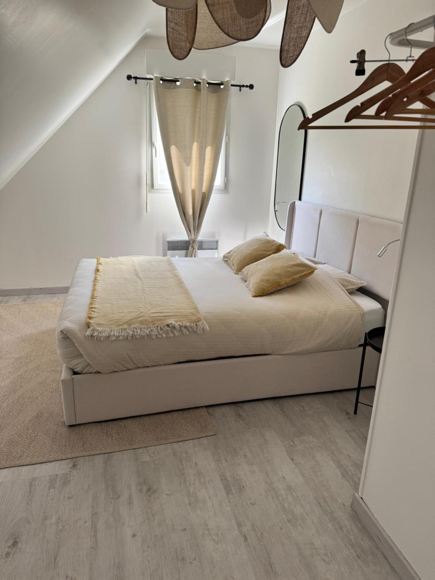 Maison De Vacances A Louer Mosles Luaran gambar